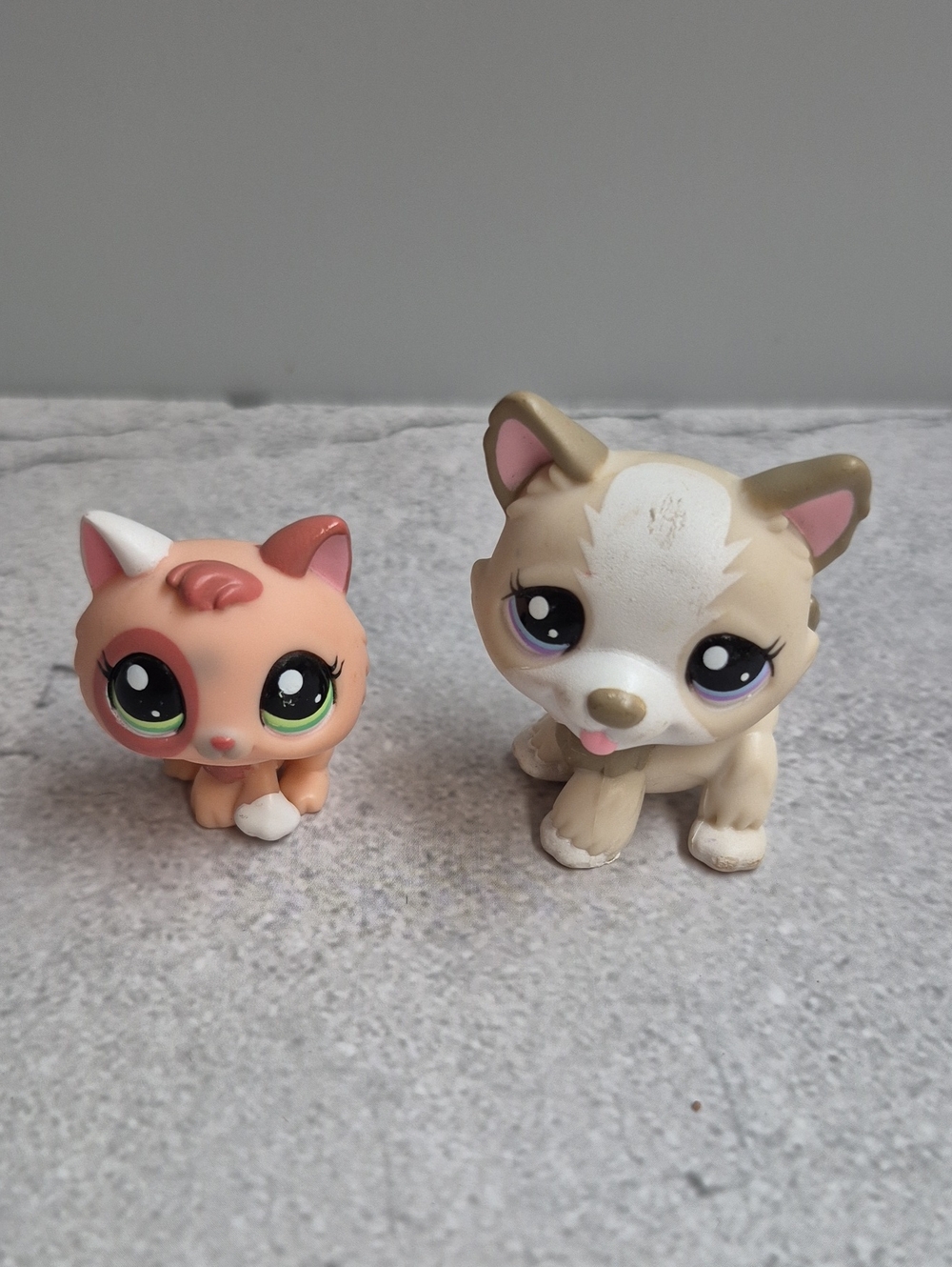 Littlest Pet Shop Kitten & Husky Puppy pair. #1817, 1818